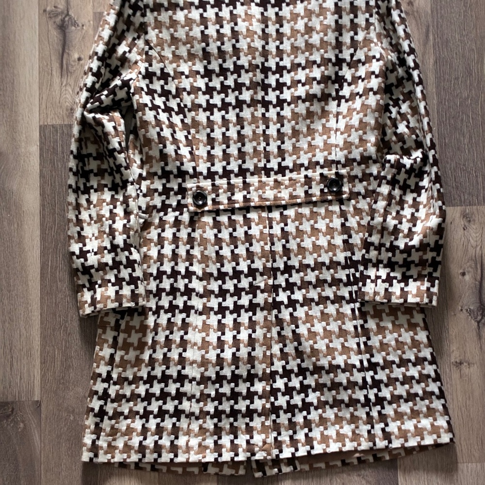 Tailored Fall/Spring Coat - Picture 4 of 5